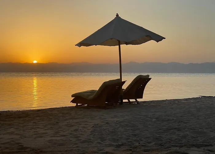 Kamp alanı Live The Bedouinlife Nuweiba`